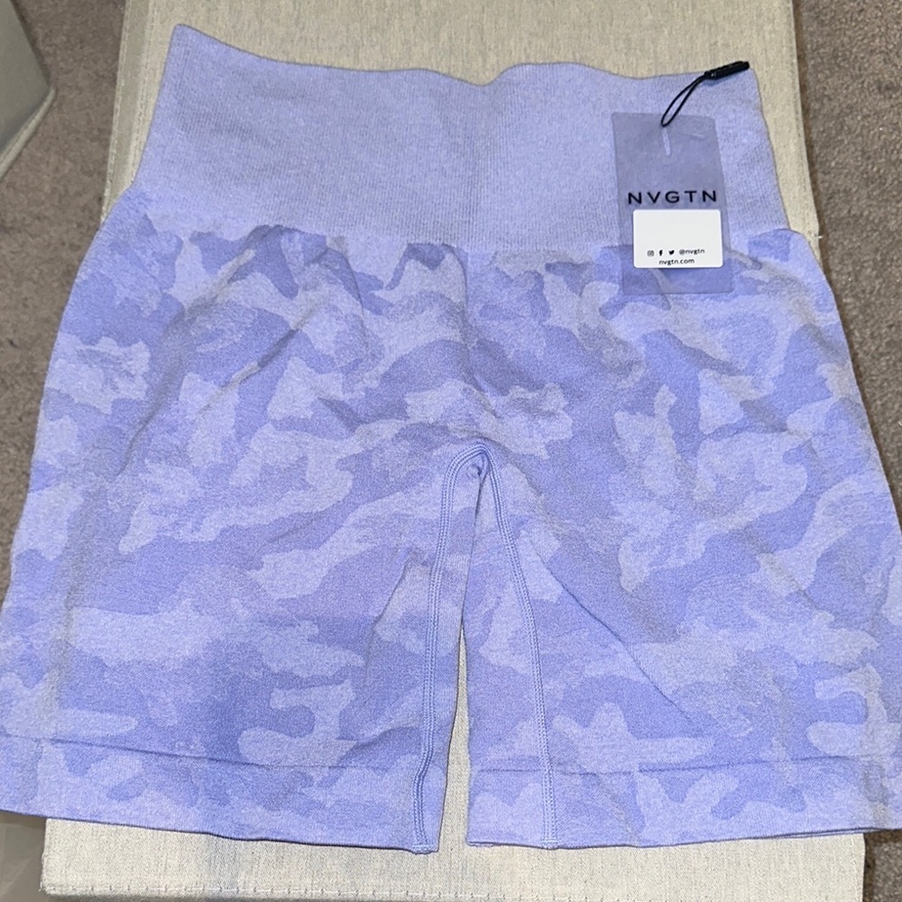 NVGTN periwinkle camo seamless shorts. NWT. size small